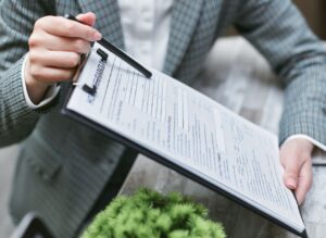 Wniosek o zasiłek rodzinny – gdzie złożyć i jakie dokumenty są wymagane?